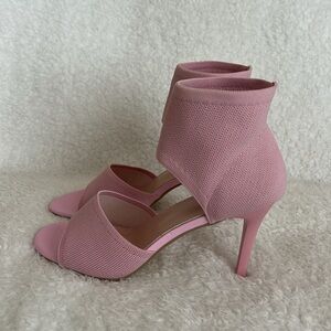 Women pink high heels size 7